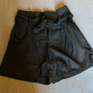High waist tie shorts